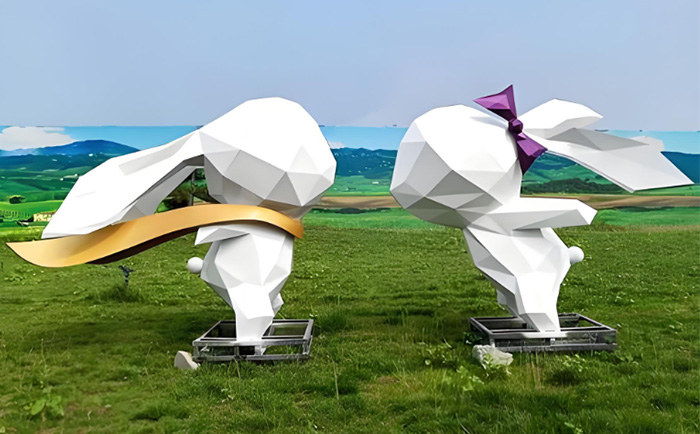 不銹鋼幾何動(dòng)物雕塑--以幾何為筆，重繪動(dòng)物的第二生命