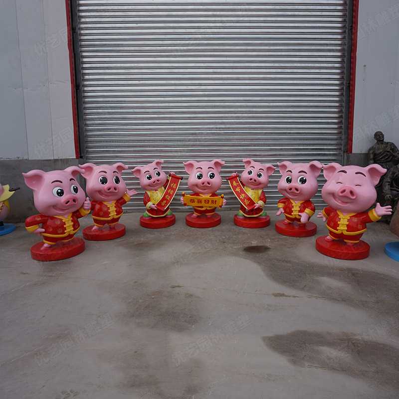 玻璃鋼卡通豬，豬年吉祥物雕塑
