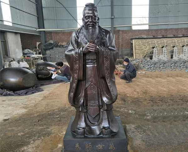 玻璃鋼雕塑制作出仿銅效果的步驟是什么呢？