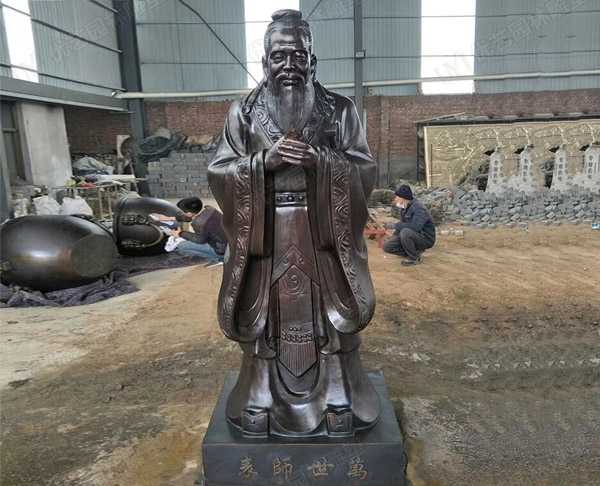 玻璃鋼雕塑制作出仿銅雕塑效果的步驟是什么呢？